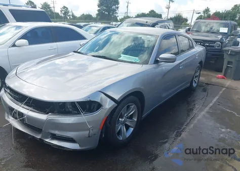 2016 Dodge Charger Sxt z USA, uszkodzony, nr VIN 2C3CDXHG0GH226691